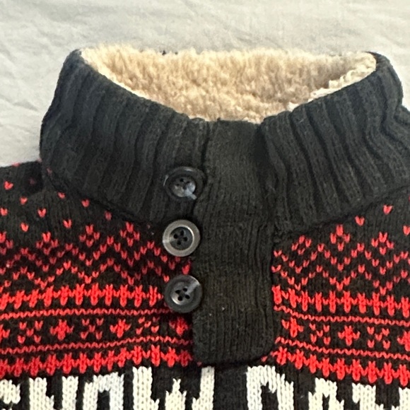 GAP - Black and Red Medium weight Quality Turtleneck Sweater - Picture 3 of 4